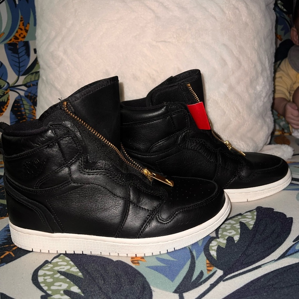 Jordan 1 retro High zip black